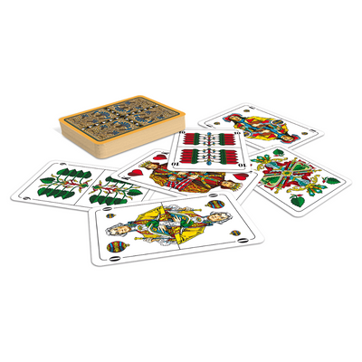 ASS Doppelkopf-Spielkarten mit französischem Bild lose und als Kartenstapel mit gemusterter Rückseite.