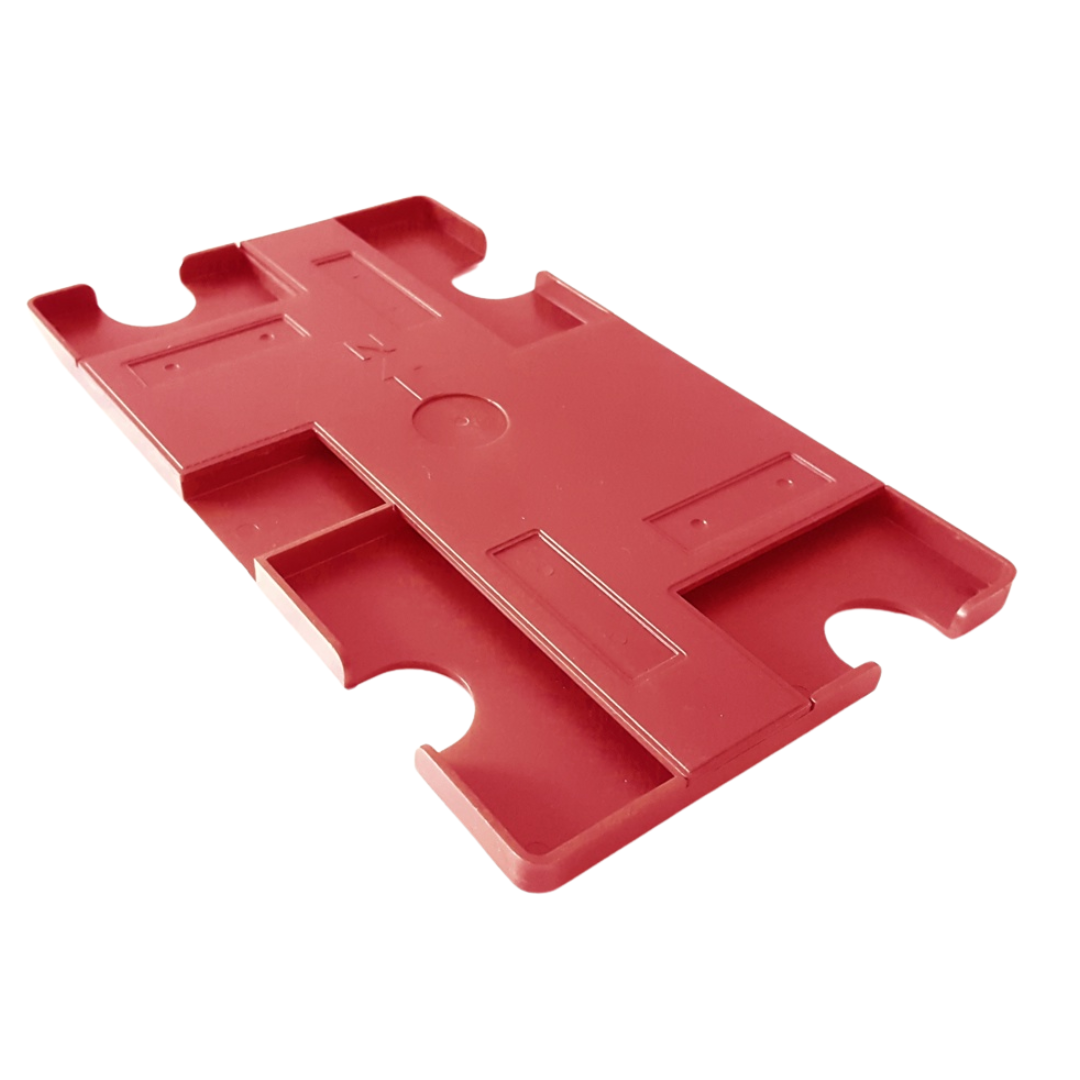 Bridge Board (Hardboard) Rextangular in Rot auf hellem Hintergrund.
