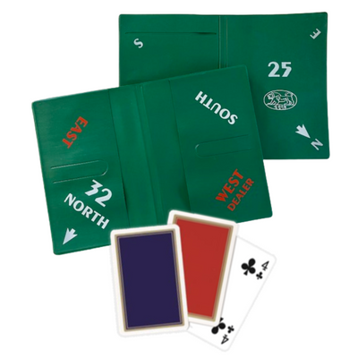 Weiche Bridge Boards, auch Wallets genannt, in Grün (Vorder- und Rückseite) mit Spielkarten mit rotem und blauen Rücken auf weißem Hintergrund. 